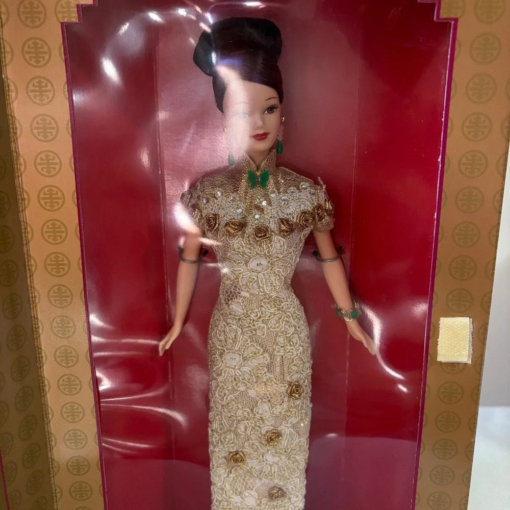 Golden Qi-Pao 1998 Barbie New in‎ Box